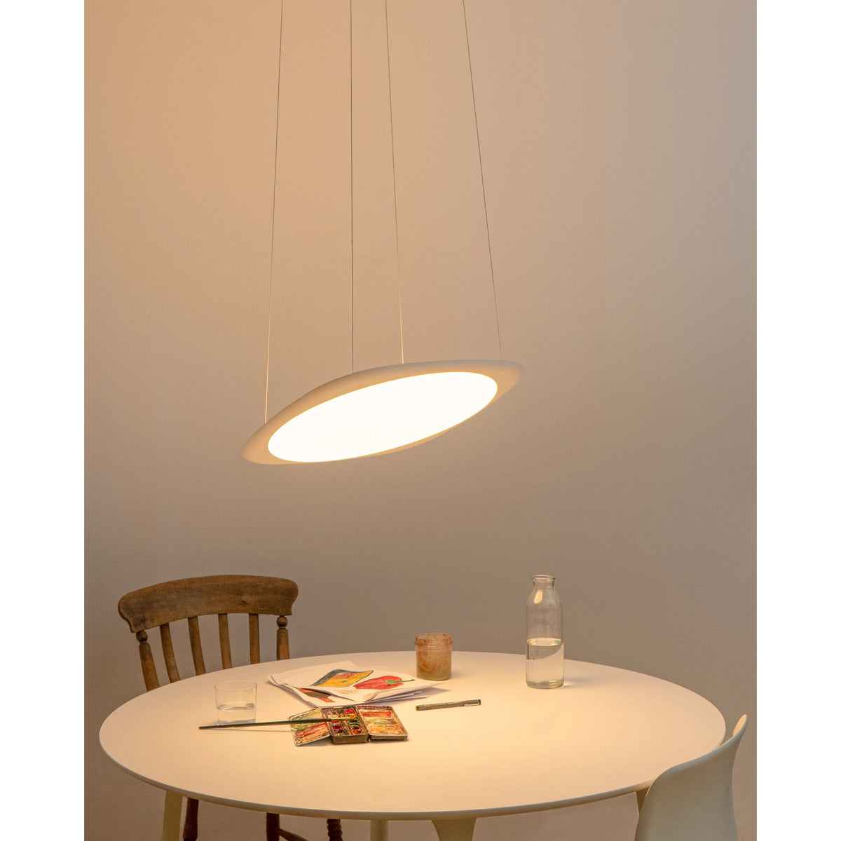 Ceiling light with direct and indirect light | Flying