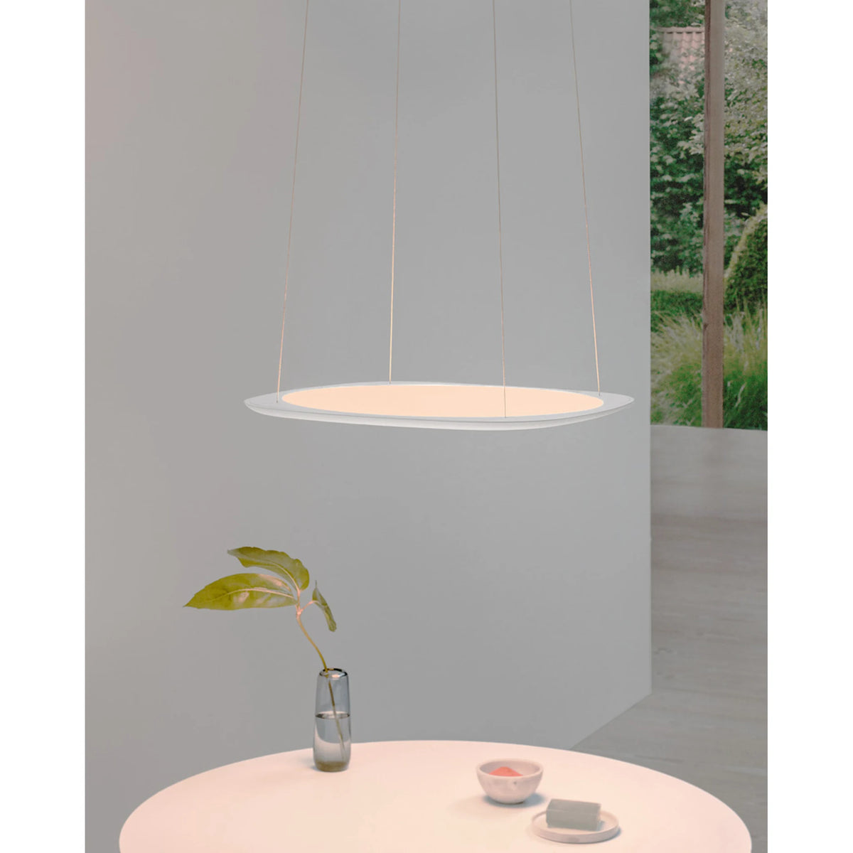Ceiling light with direct and indirect light | Flying