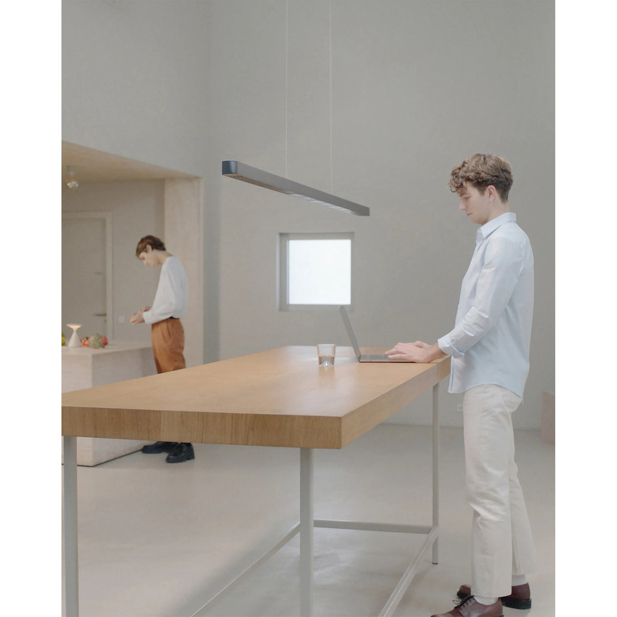 Pendant light with 10,700 lumens and height adjustment | Teams Suspension