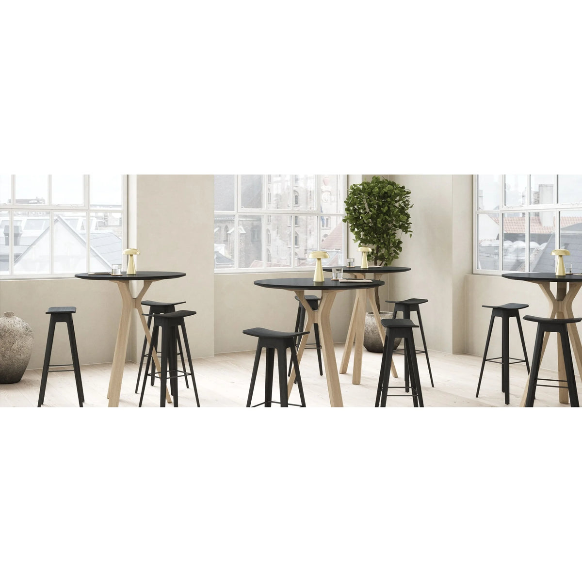Designer oak bar stool in two seat heights | HC1