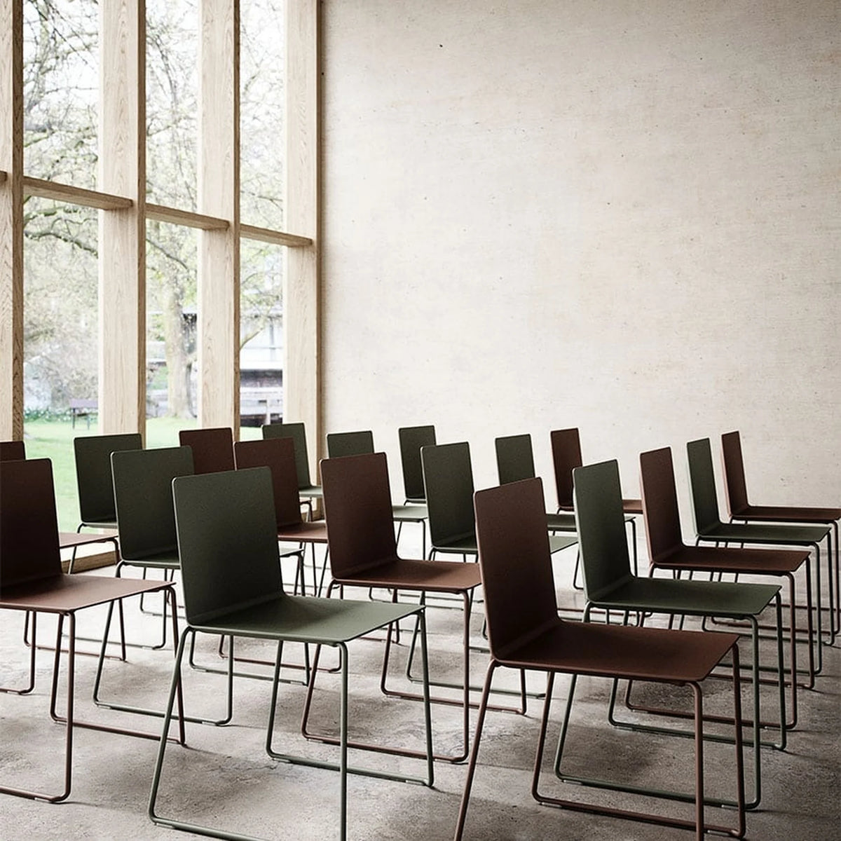 Conference chair with flexible seat shell, stackable | DRY
