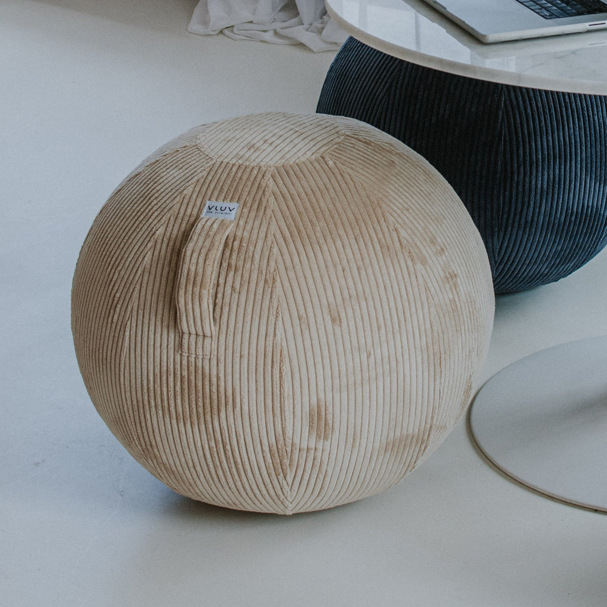 Sitzball | VLUV BOL VLIP