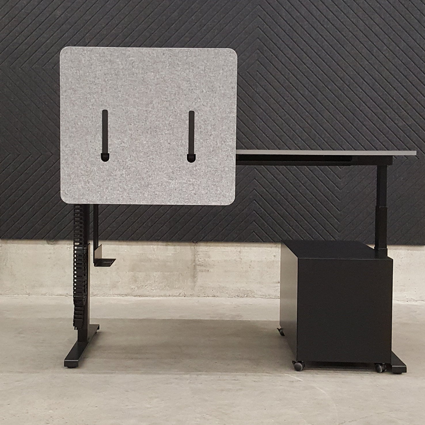 Acoustic Panel Desk Two – Top Akustiklösung mit Absorptionsklasse A | Schweizer Qualitätsprodukt