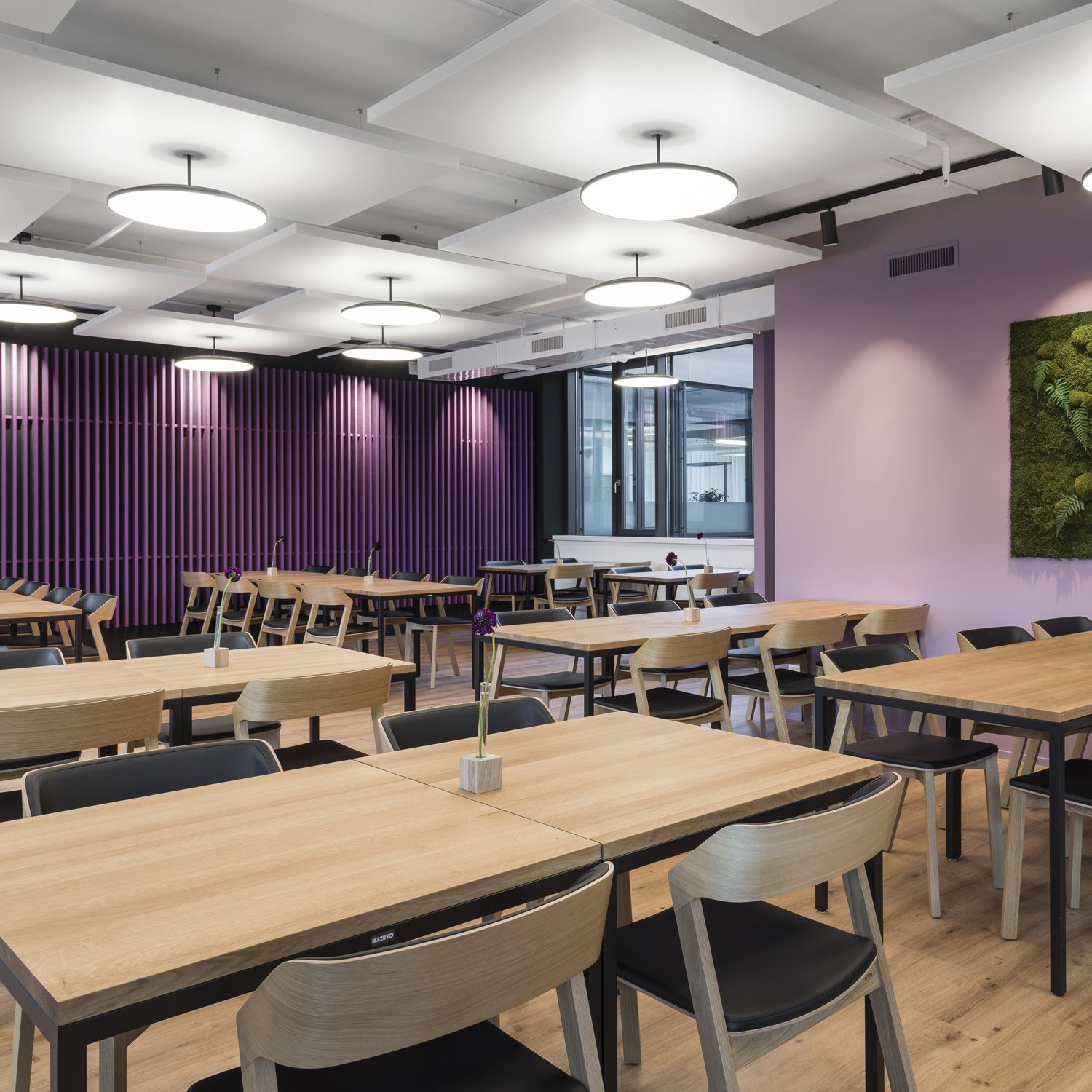 Solution d'espace dans la salle avec certificat GS et réduction sonore de 31,9 dB (norme ISO) | Espace silen