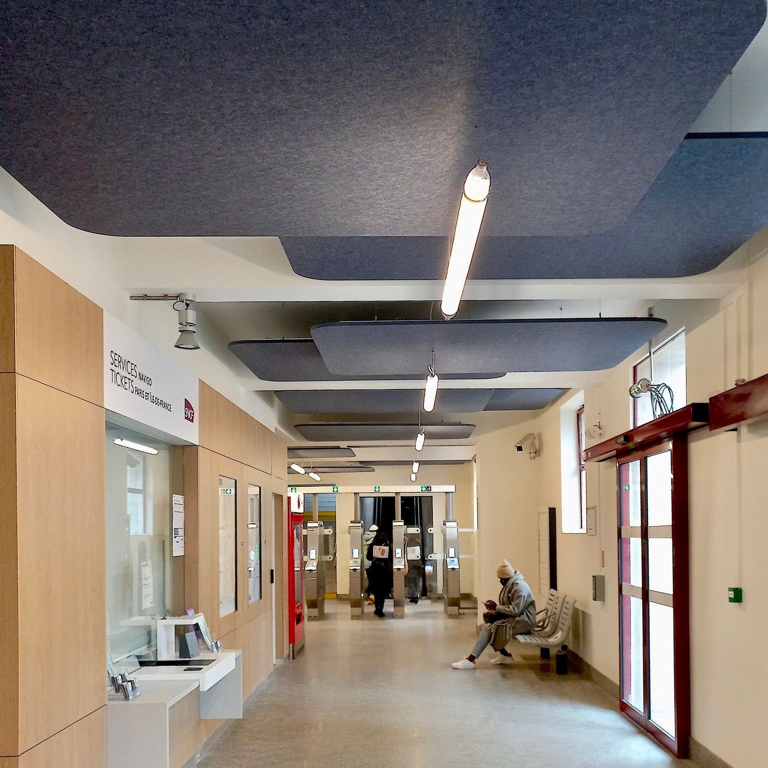 Solution d'espace dans la salle avec certificat GS et réduction sonore de 31,9 dB (norme ISO) | Espace silen