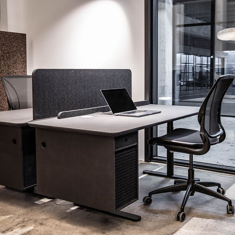 Tischtrennwand Supra Plain modernes Bürodesign