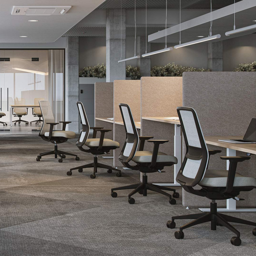 Office Swivel Chair – Ergonomic Comfort at an Attractive Price ǀ EIRA