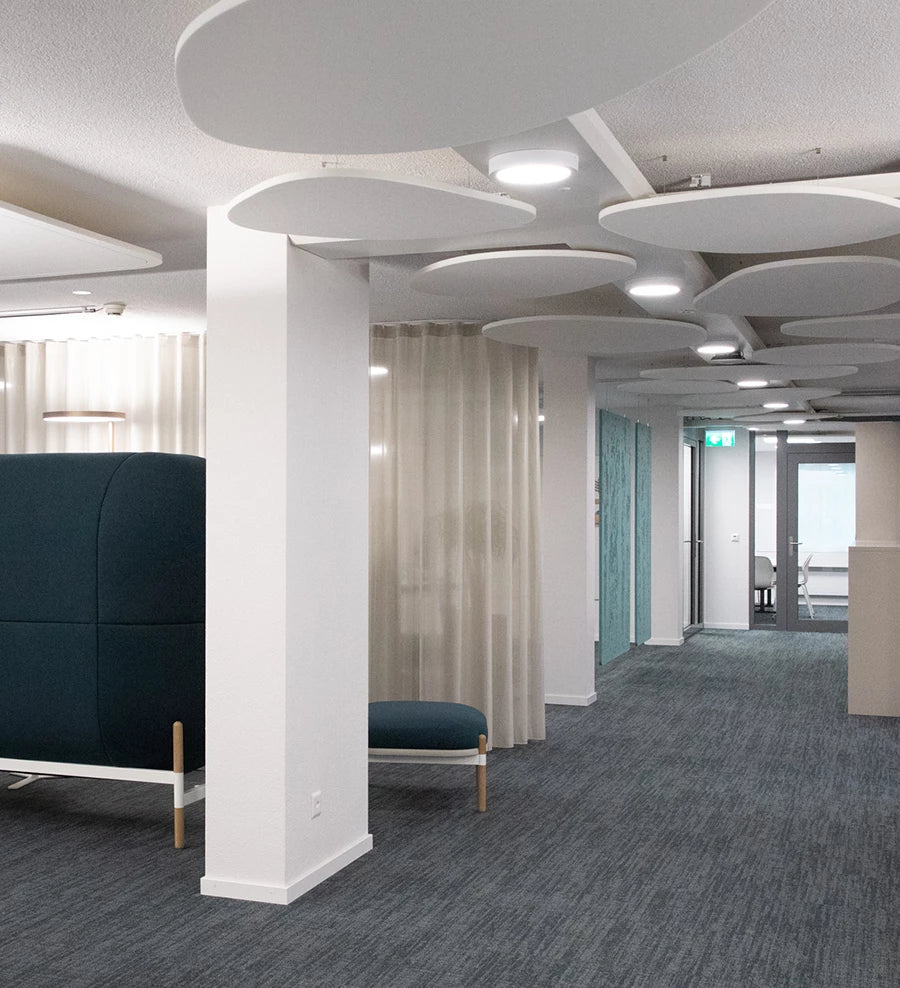 Impact Acoustic Deckenpanel Stone in Schulraum