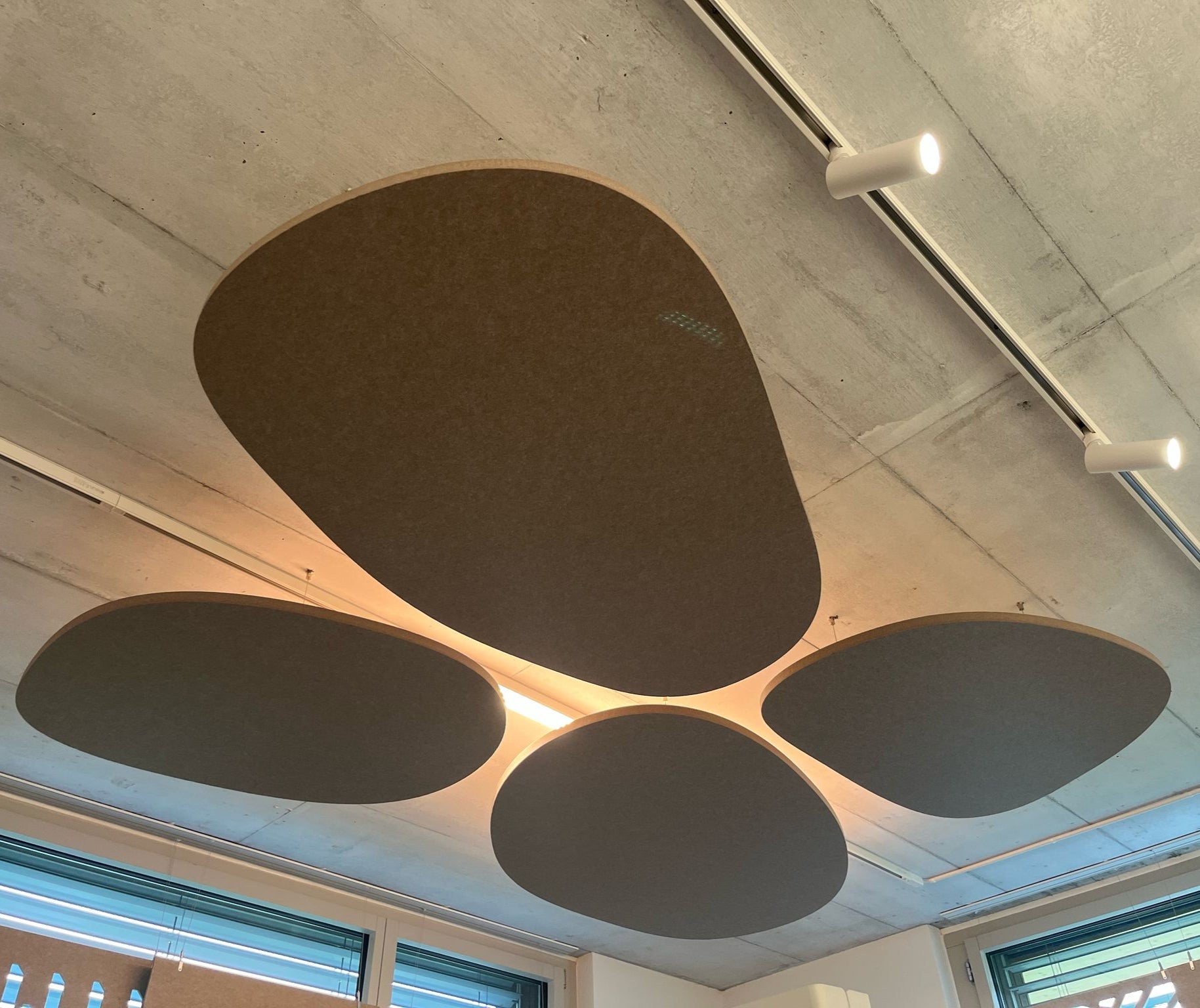 Montage Deckenpanel Stone Archisonic