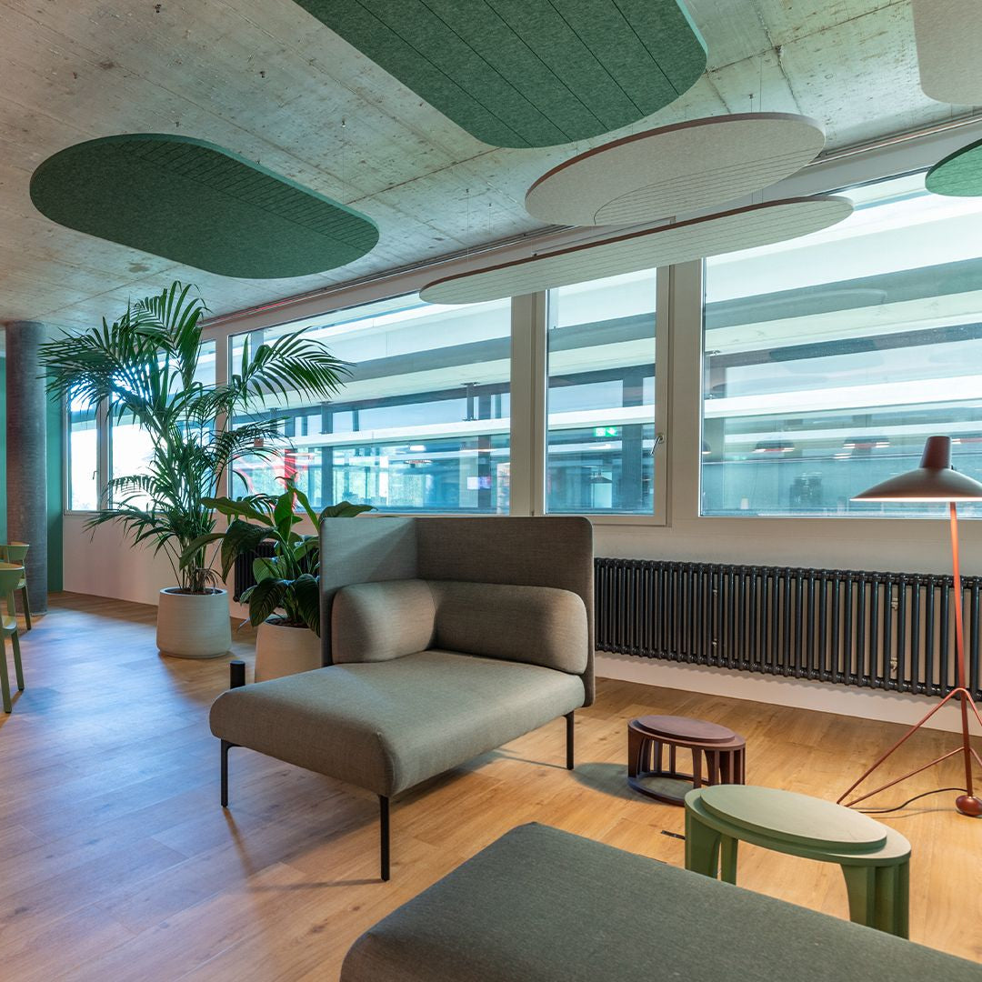 Modernes Akustik-Deckenpanel für Konferenzraum