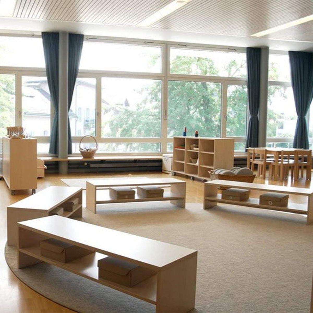 Kibemo Sitzkreisbänkli mit oder ohne praktischem A4-Ablagefach pro Kind