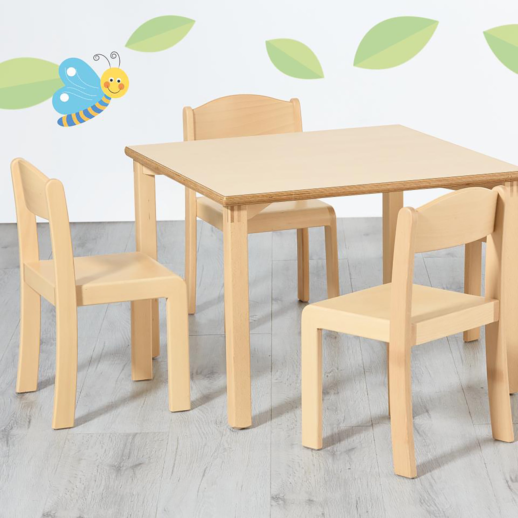 Kindergartenstuhl aus Massivholz Vorderansicht