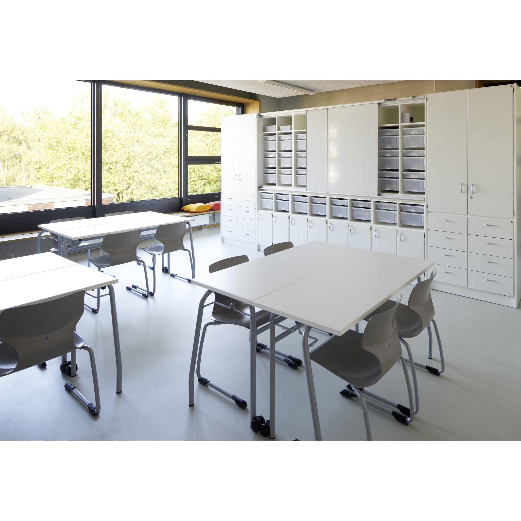 Mehrzweckstuhl Schule PAGHOLZ® taillierte Schale