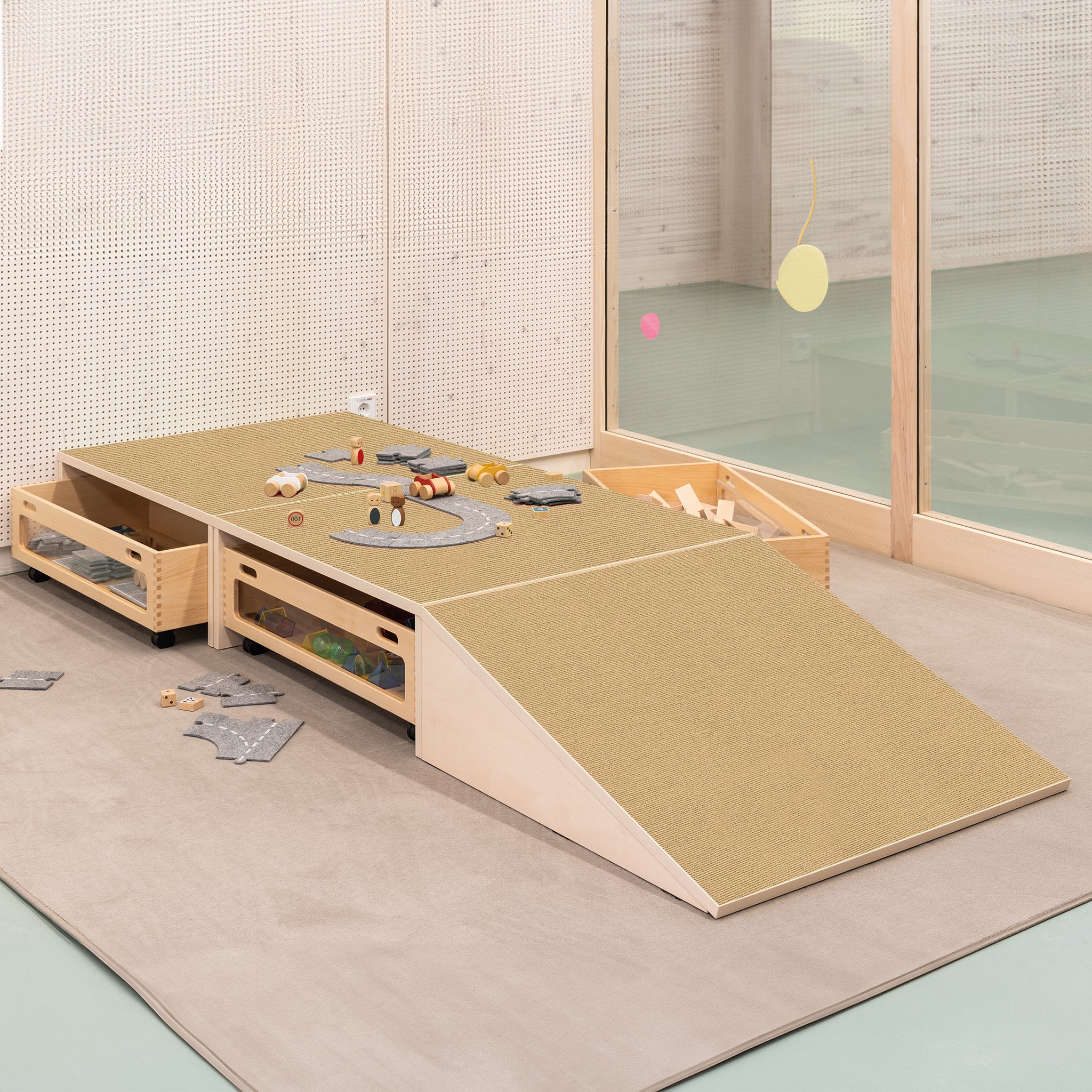 Podest Kombination Kindergarten Schweiz