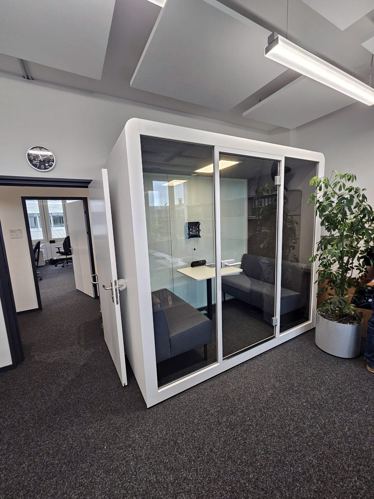 Office box with GS certificate & 30.4 dB sound reduction (ISO standard) | Silen Space 2