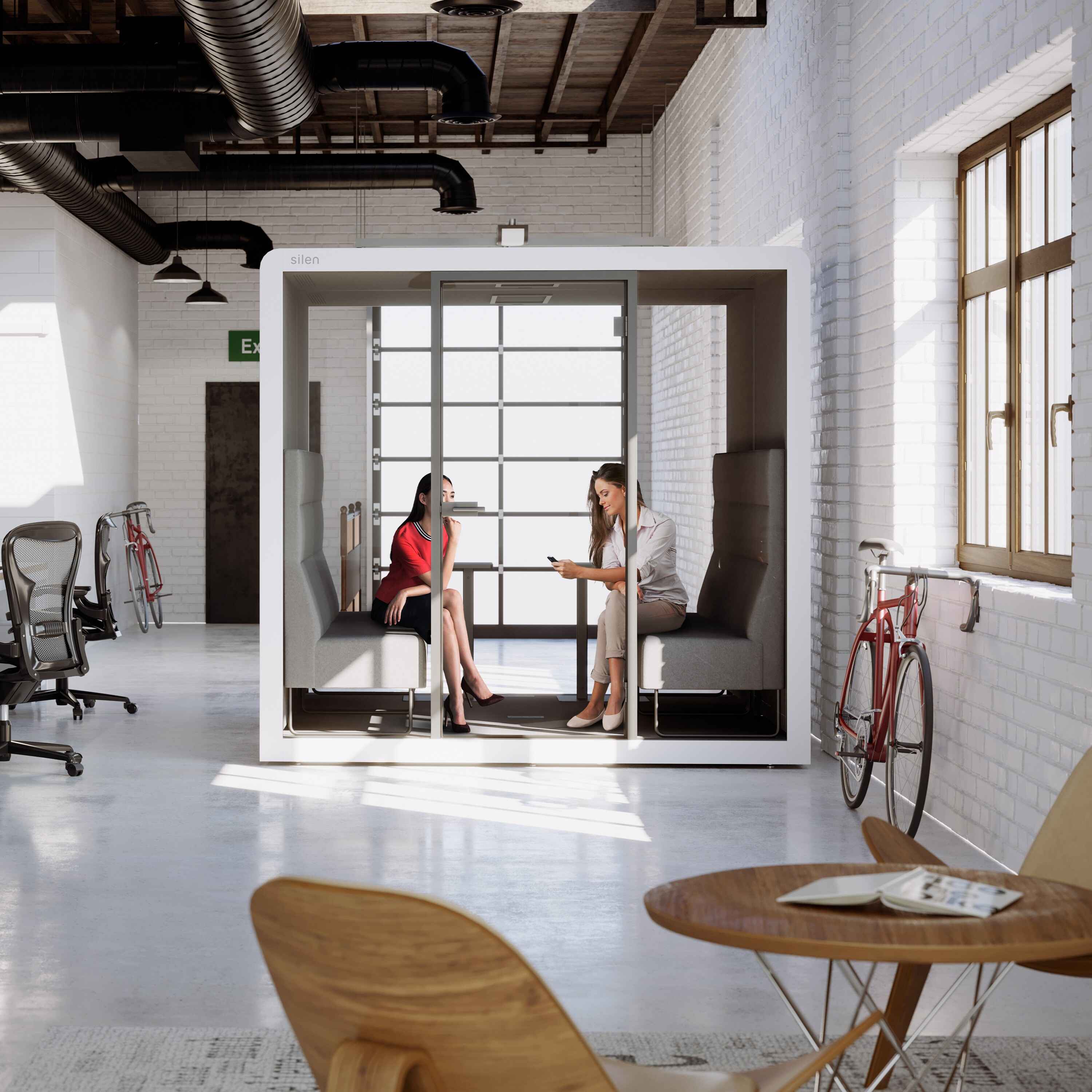 Silen Space Buerobox mit transparenter Glasfront und modernem Interieur – schallreduzierte Kabine fuer konzentrierte Zusammenarbeit und vertrauliche Meetings im offenen Buero