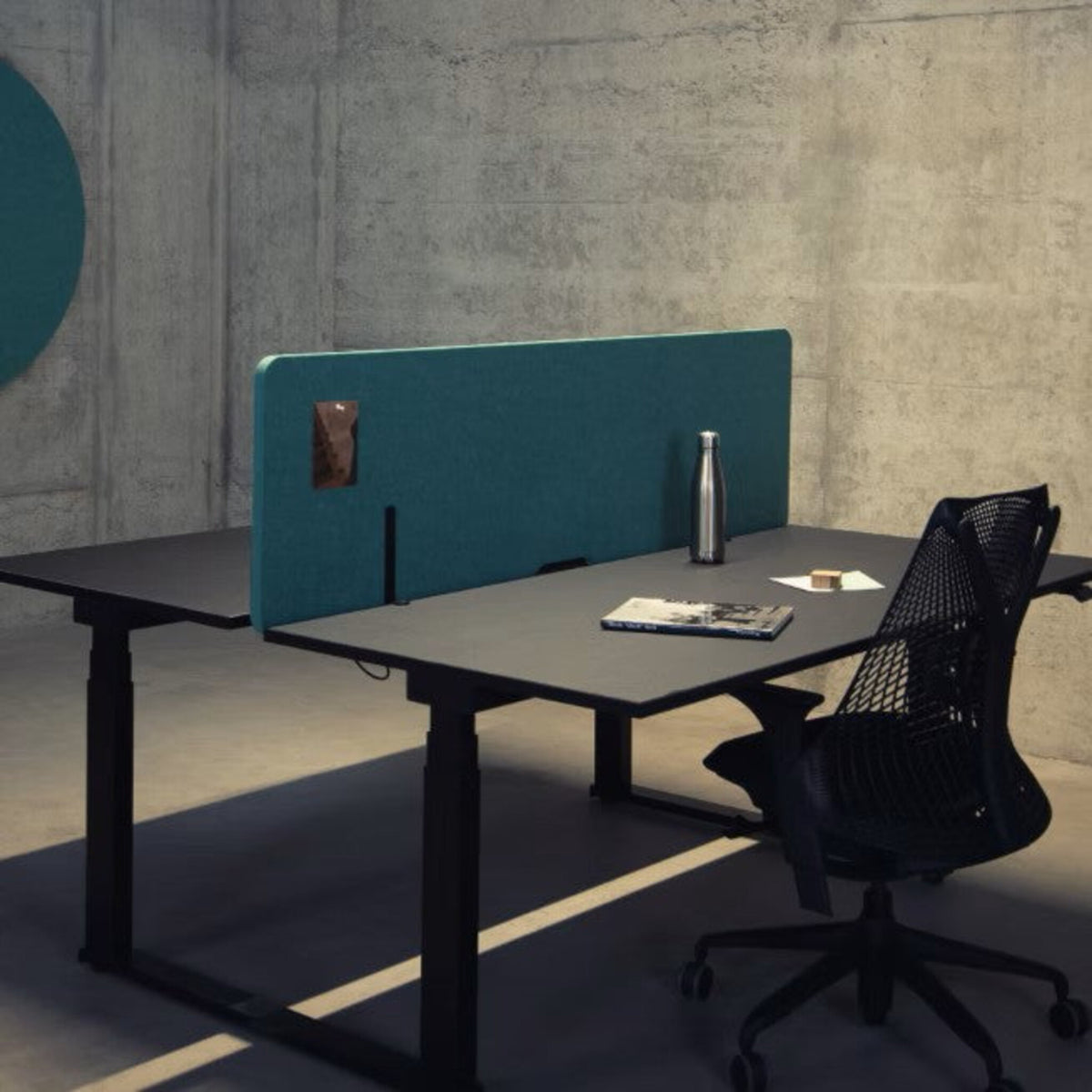 Akustikpaneele Desk One – Top Akustiklösung mit Absorptionsklasse A | Schweizer Design