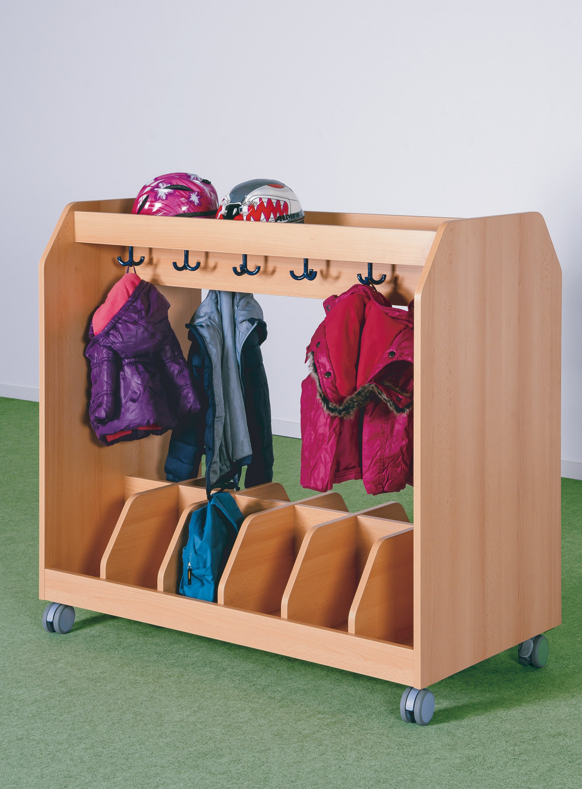 Garderobe Kindergarten auf Rollen