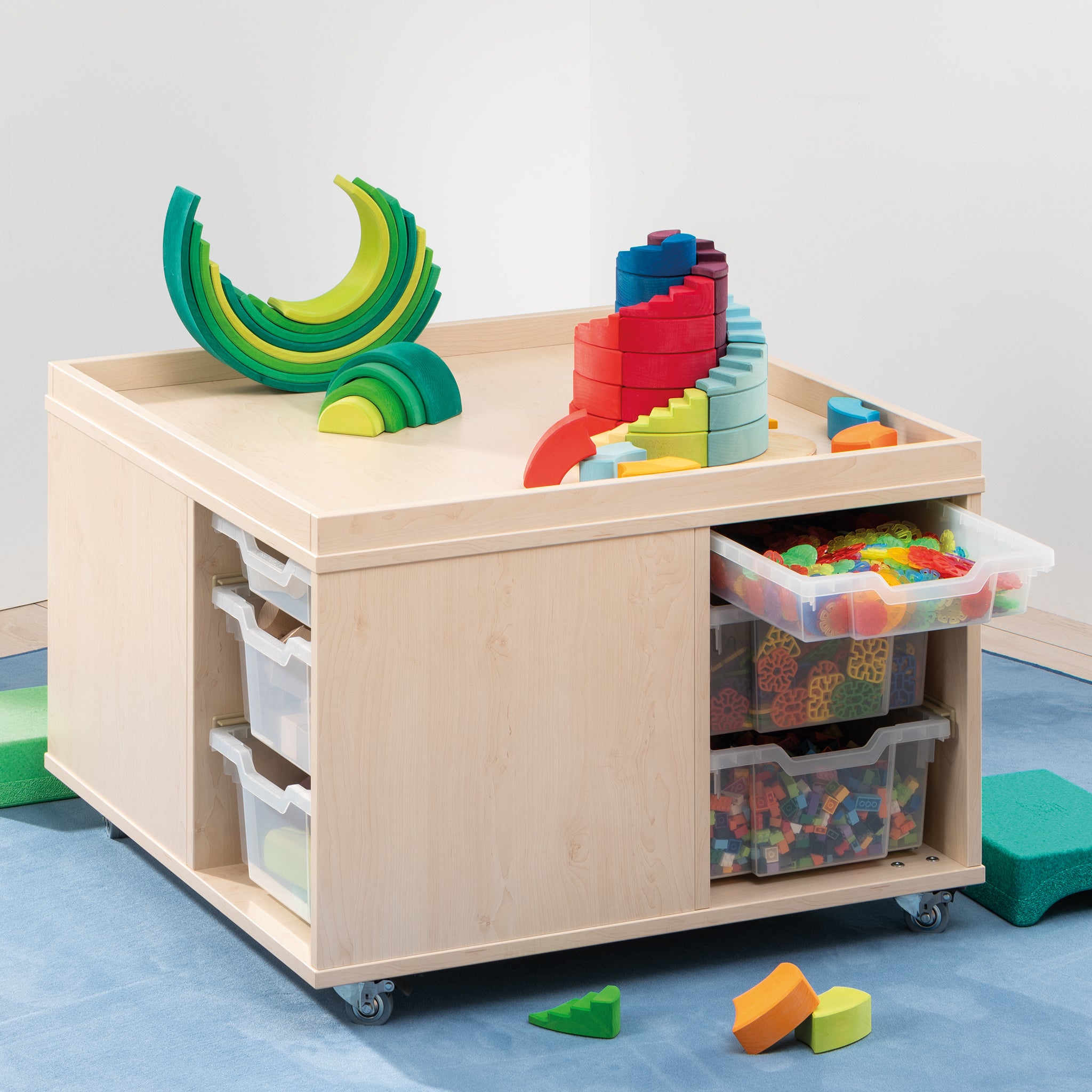 Kindergarten Bauwagen mit Rollen