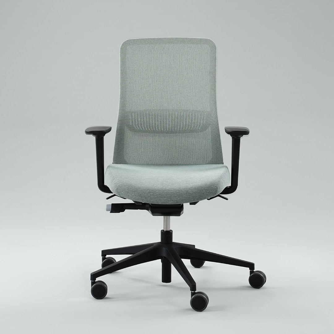 Bürodrehstuhl – Ergonomischer Komfort zum attraktiven Preis ǀ EIRA