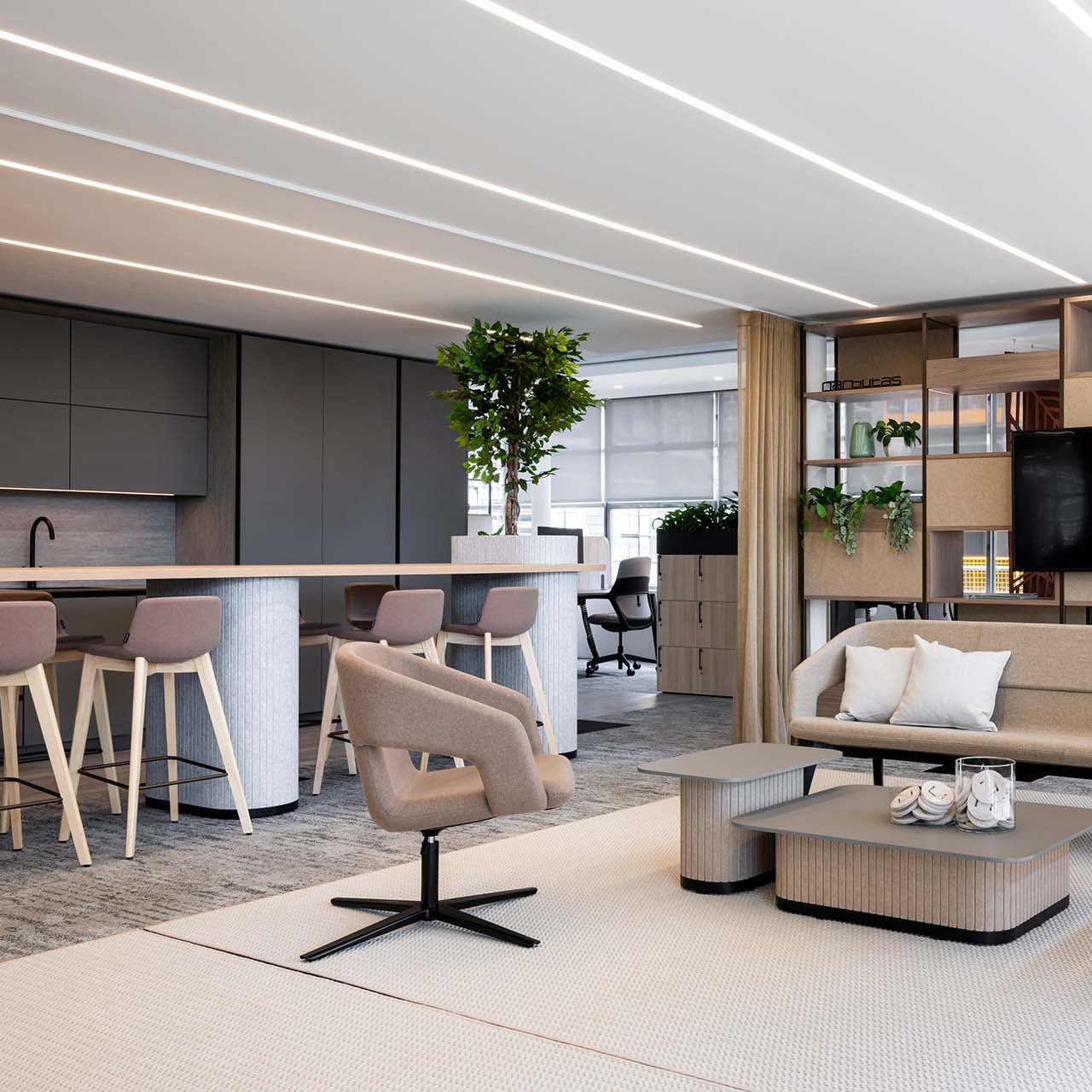 Ergonomischer Bürosessel für Lounges und Büros, inspiriert vom skandinavischen Design.