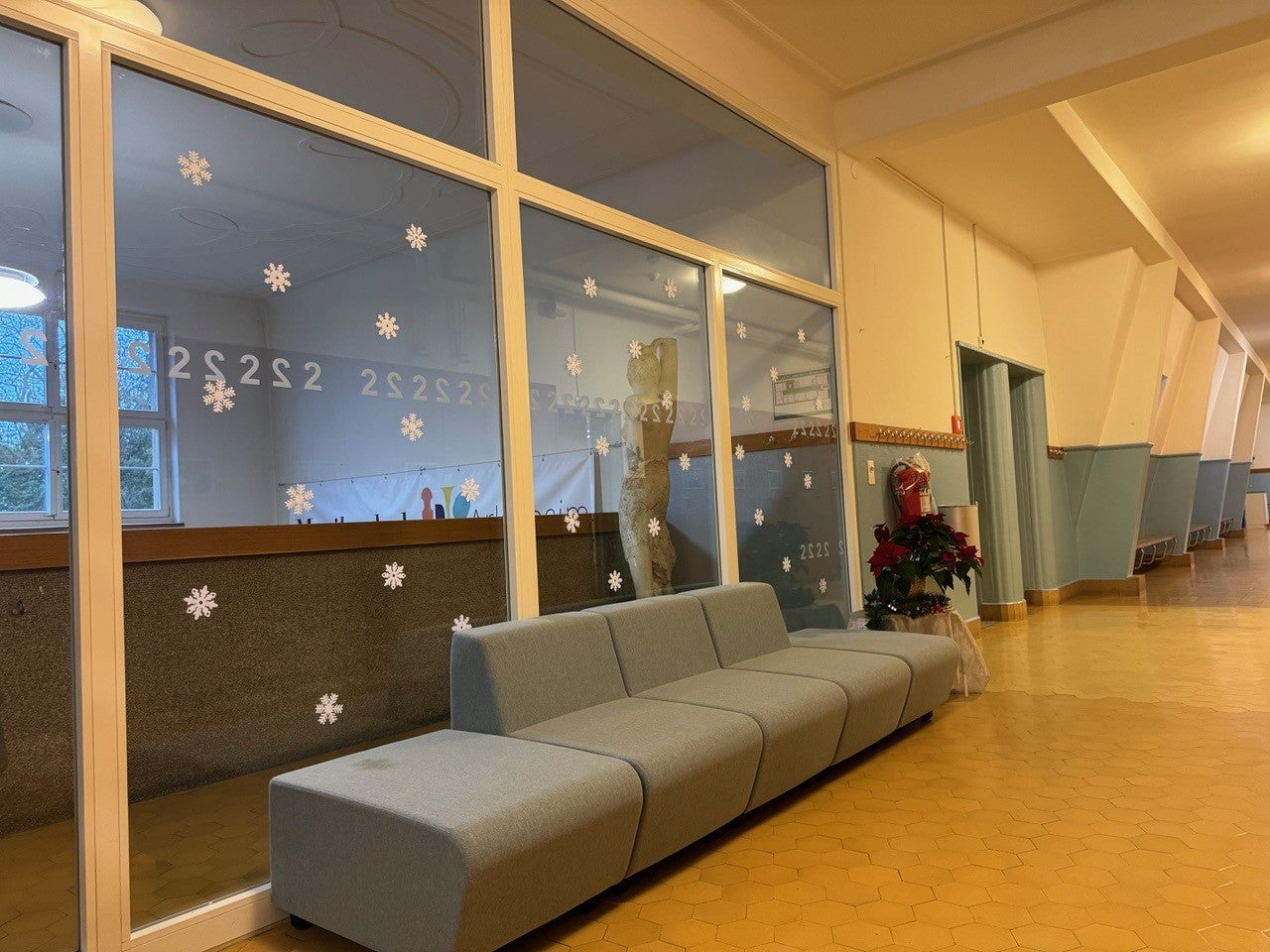 Lounge Sessel fuer Lernlandschaften in Schulen