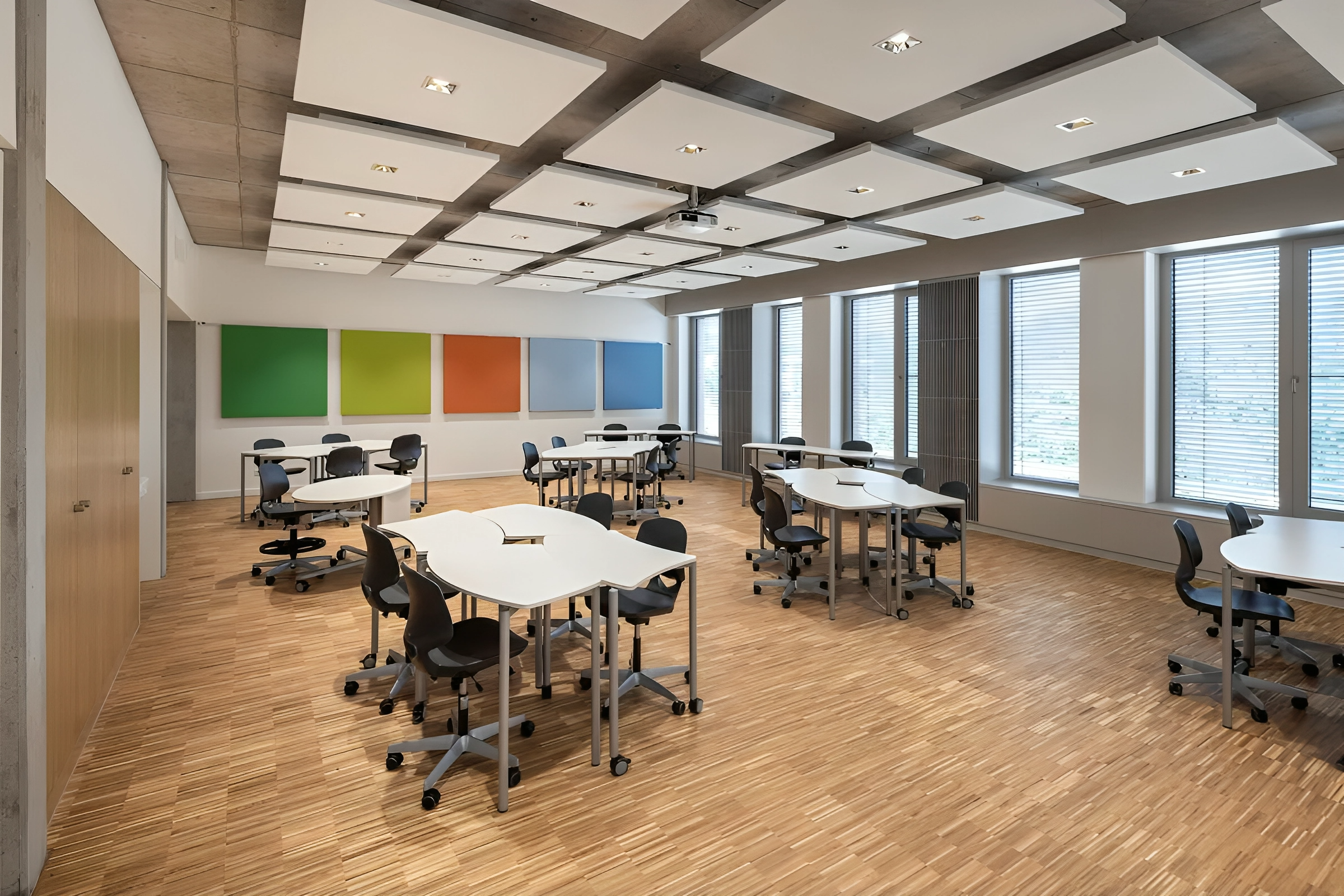 Table à plusieurs reprises pour les salles d'apprentissage flexibles | Tout