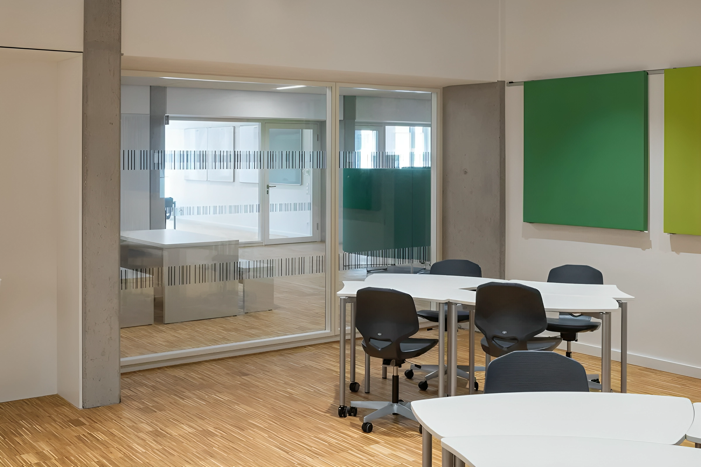 Table à plusieurs reprises pour les salles d'apprentissage flexibles | Tout