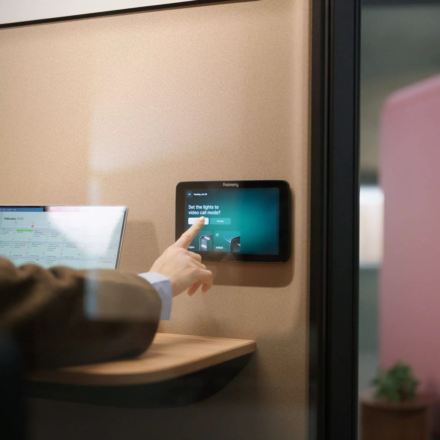 Booth Framey One Compact - Solution compacte pour un travail non perturbé