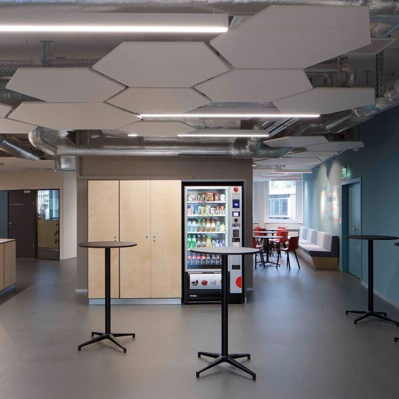 Schallschutz Decke HEXAGON – Top Akustiklösung mit Absorptionsklasse A | Schweizer Qualitätsprodukt