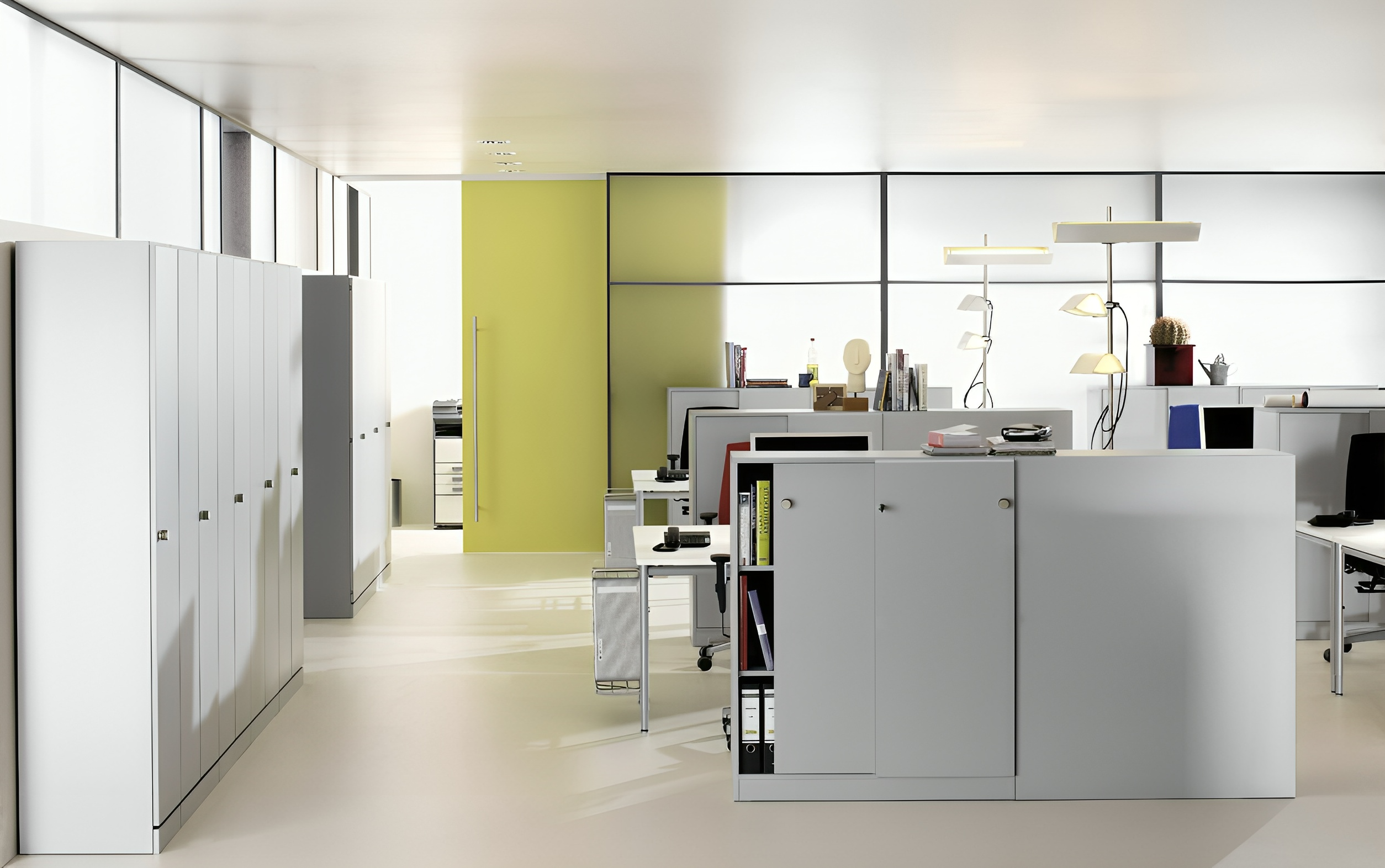 Schulschrank (5OH Breite 100 - 120 cm) – die ideale Aufbewahrungslösung für Ihr Klassenzimmer  | SmartStore