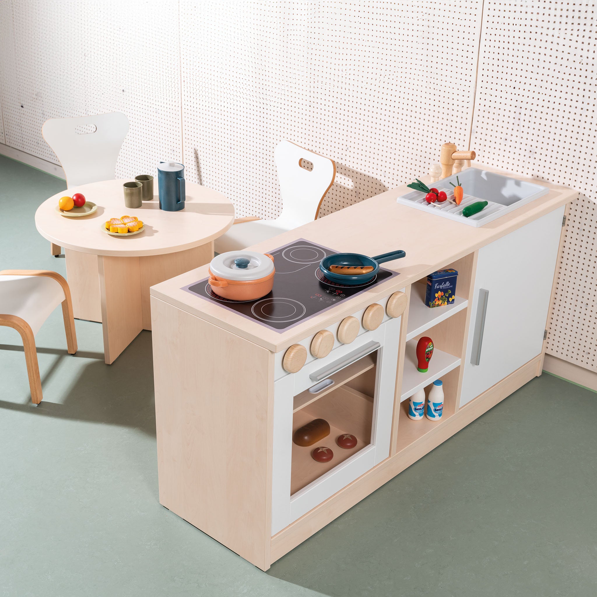 Kindergartenmöbel Spielküche