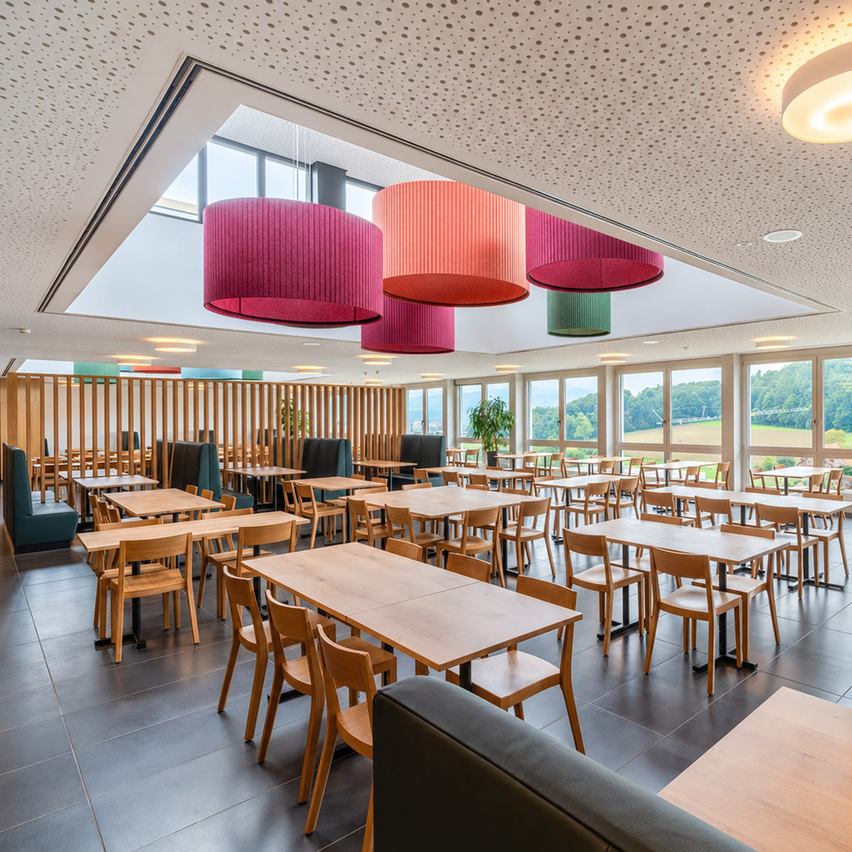 Akustische Pendelleuchte Umbra Round – Design & Raumakustik | Impact Acoustic