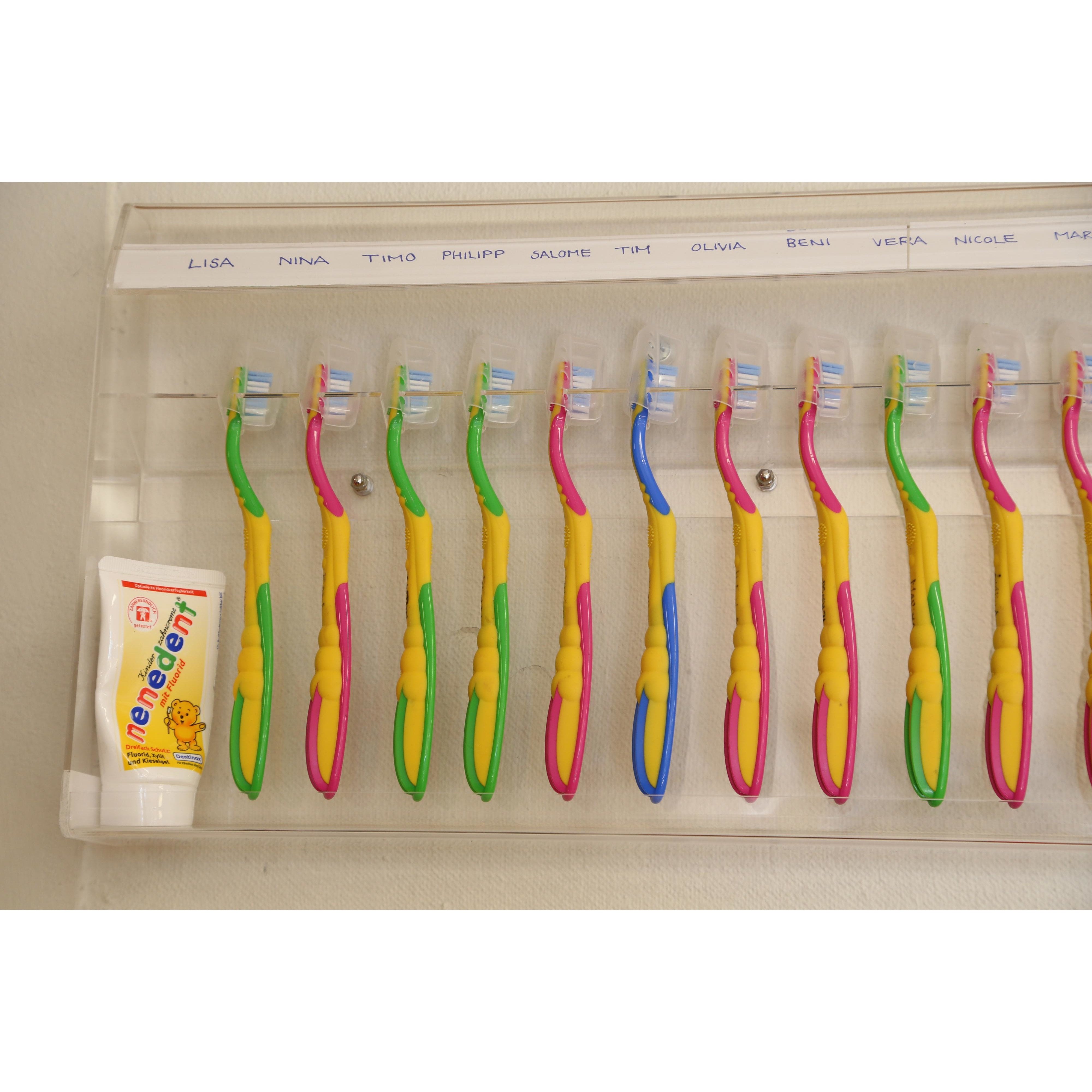 Zahnbürstenhalter-Set Für 36 Kinder (1X Maxi & 1X Mini)