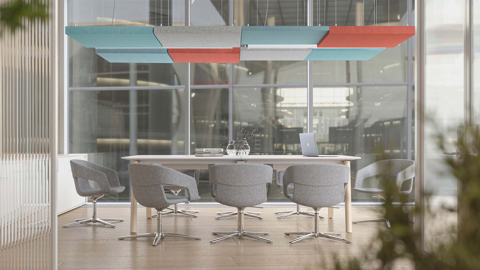 Sitzungszimmer mit farbigen Deckenpaneelen